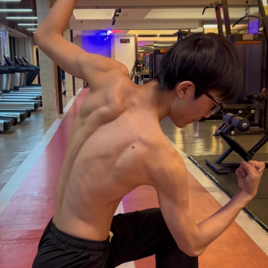 虾哥