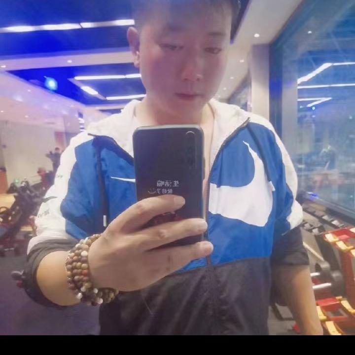 @小小笑笑