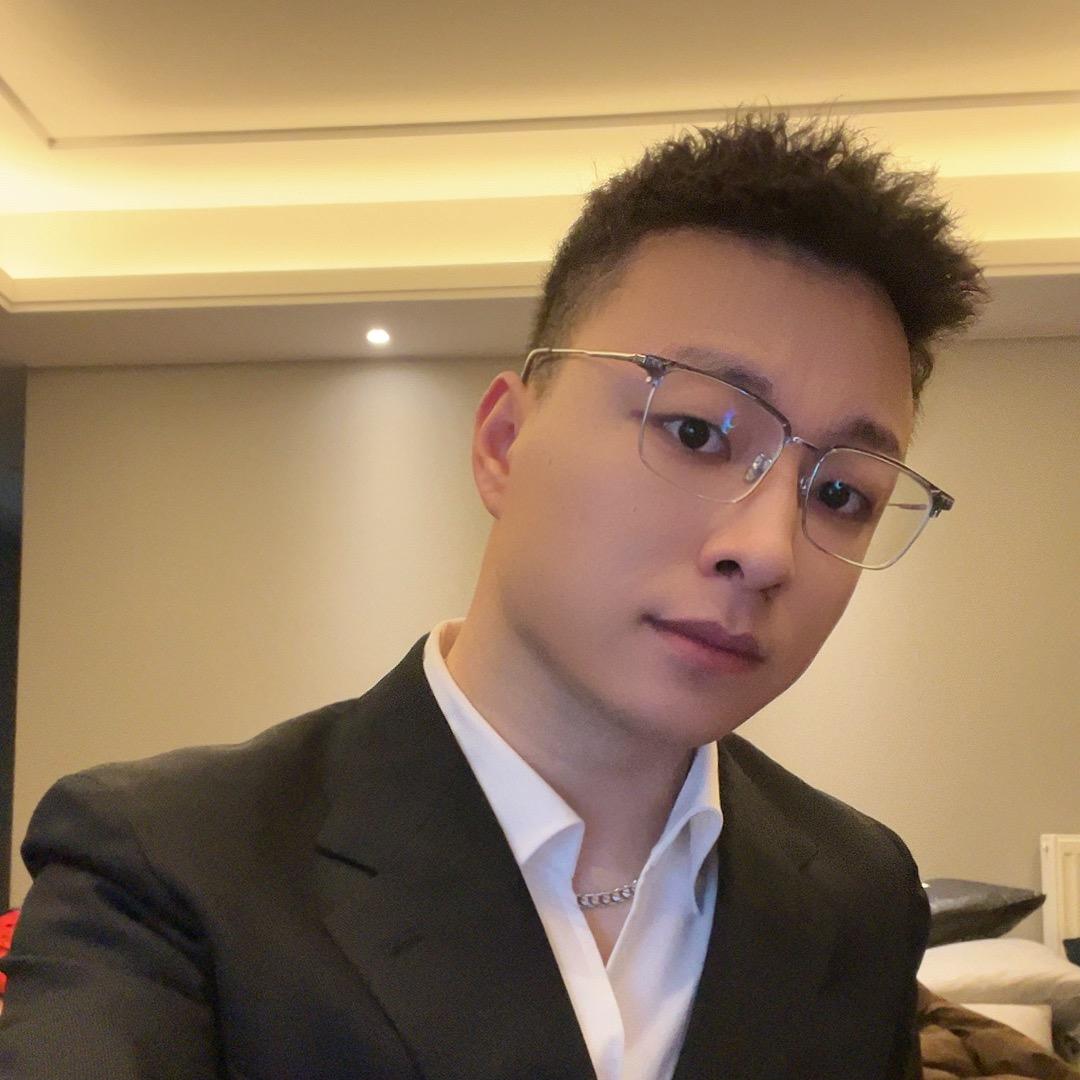 阿杰  (嘴哥助理)