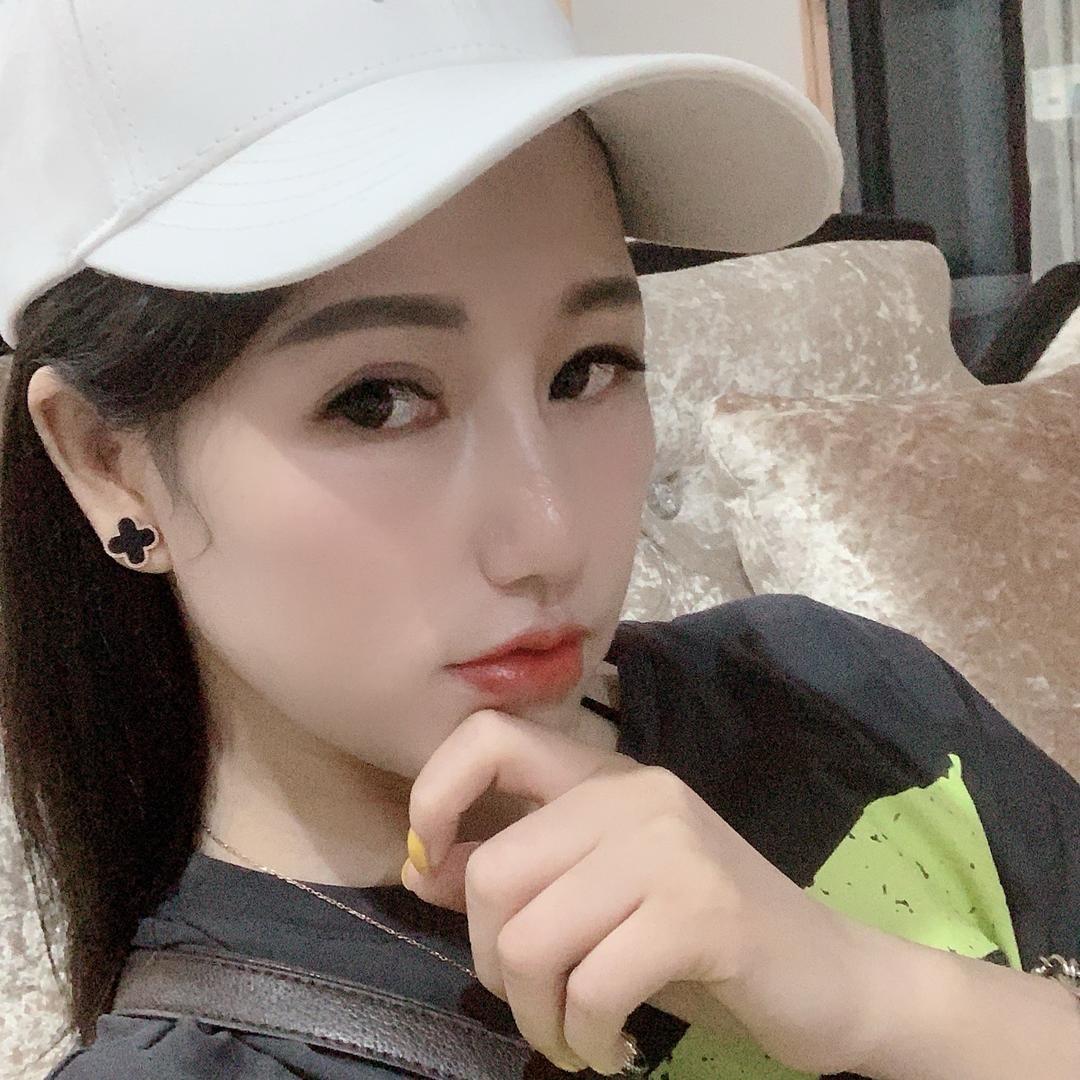 燕子屋芳芳