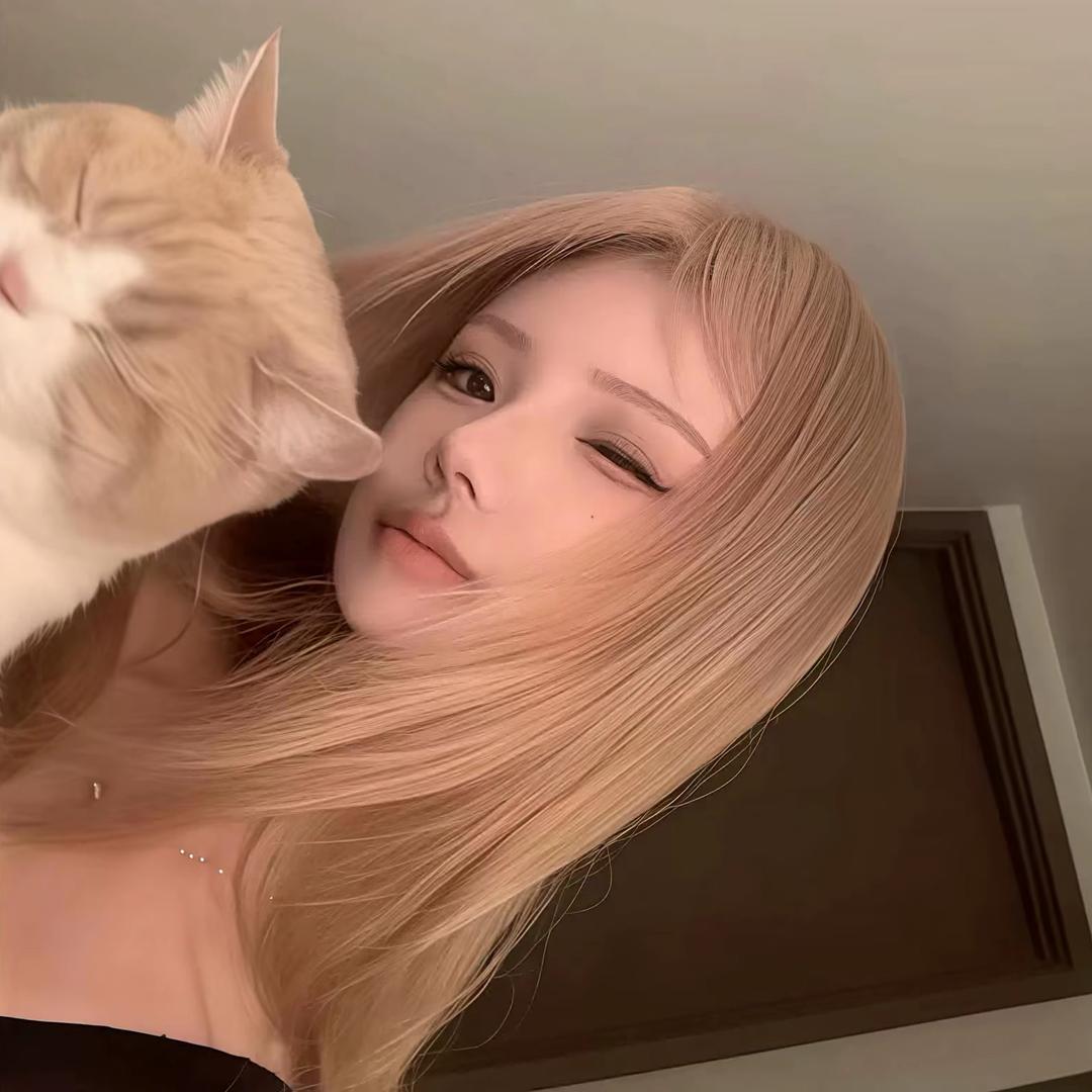 韋秀萍.