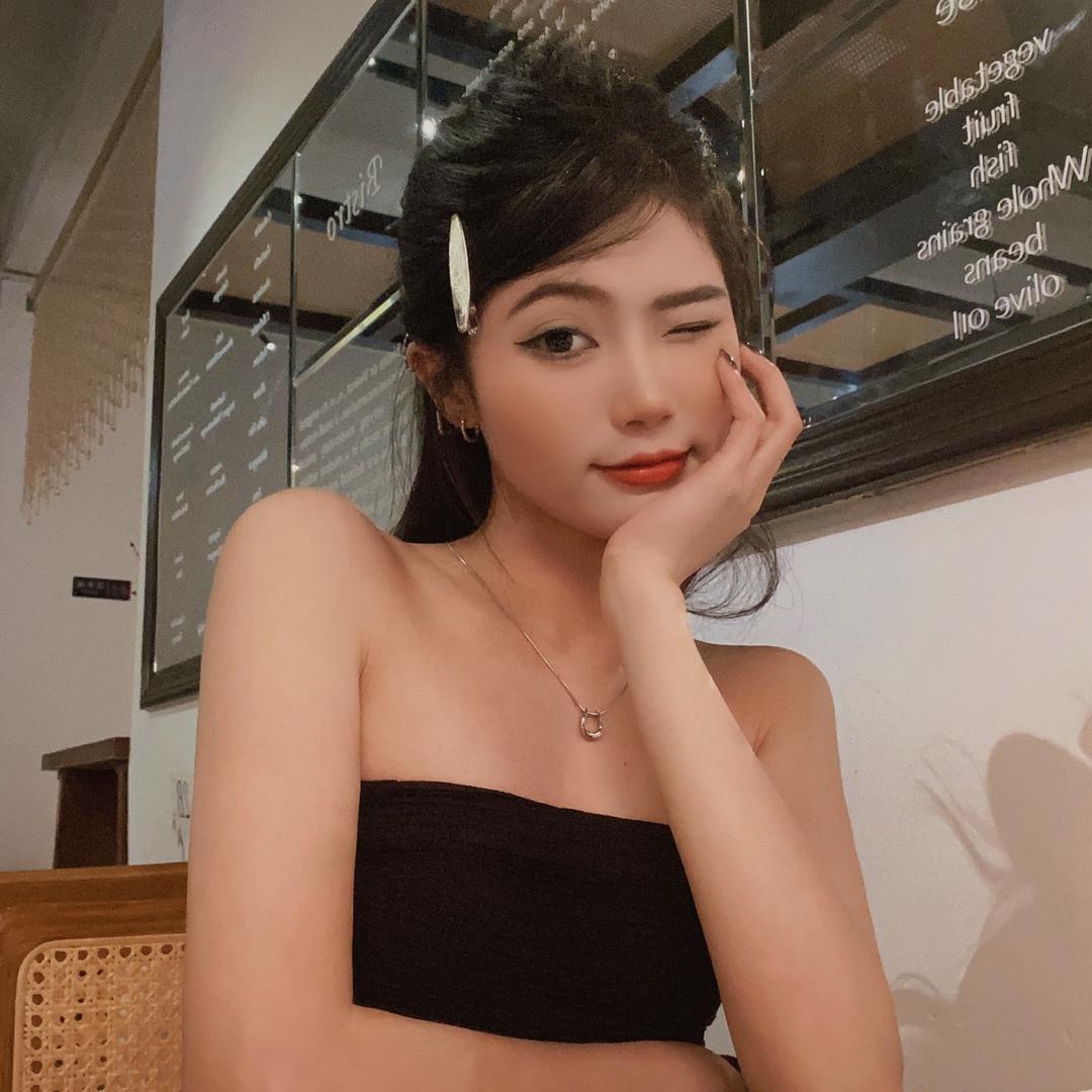是艳艳呀