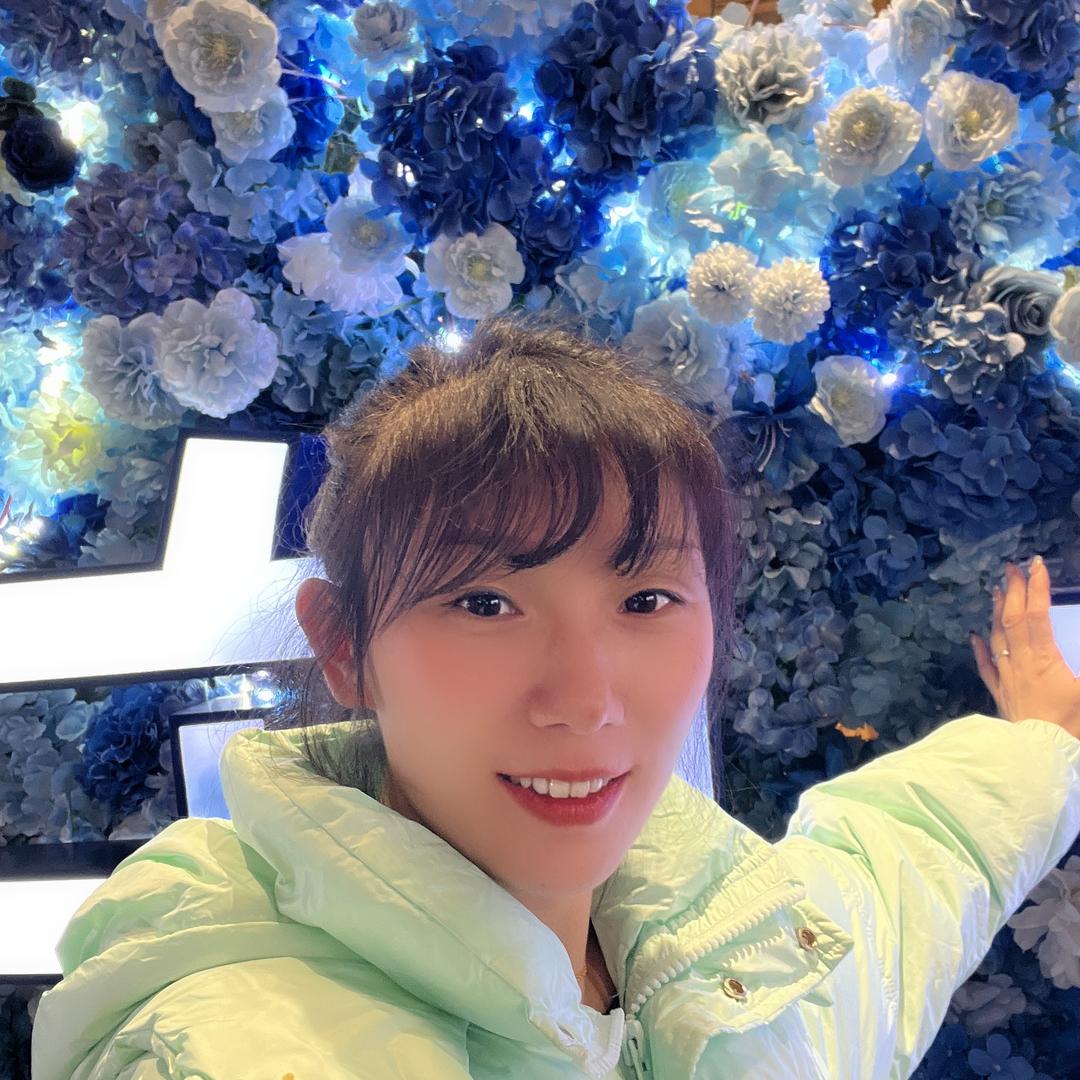 小芹吖