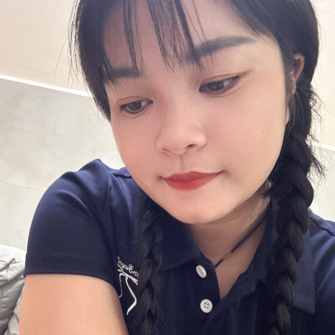 老张家的妞😘