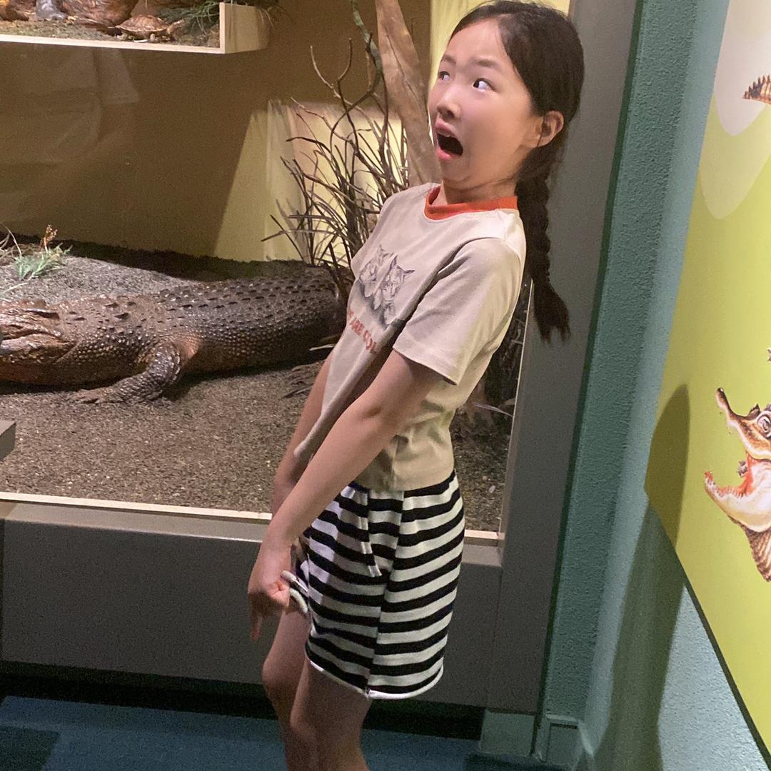 滨海瓷砖家具鹏飞严选（老板娘）