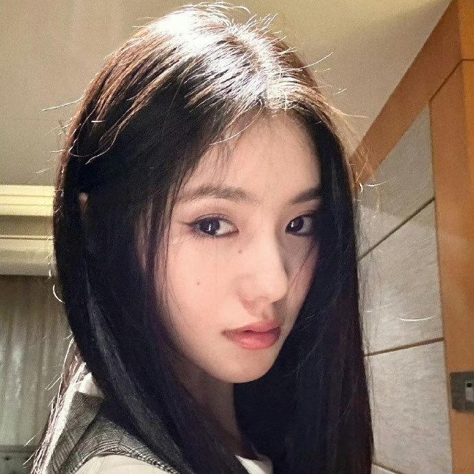 这女的也忒能说了