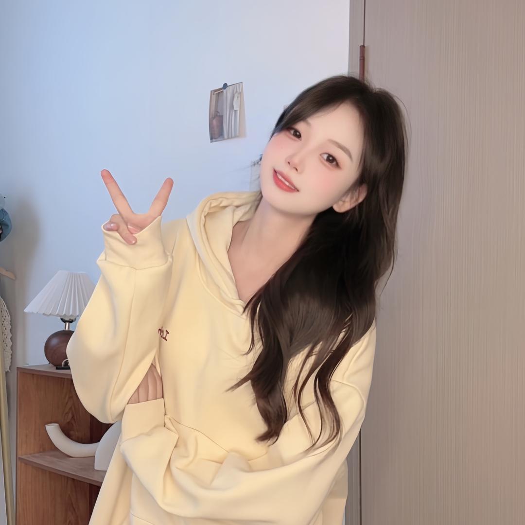 周巧木女装