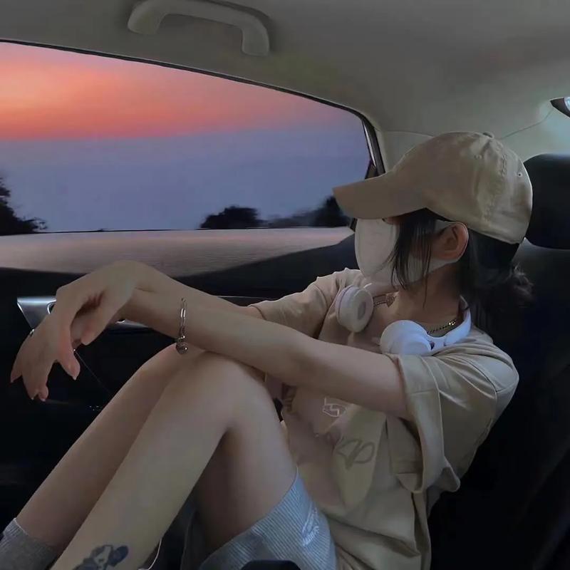 其奇。