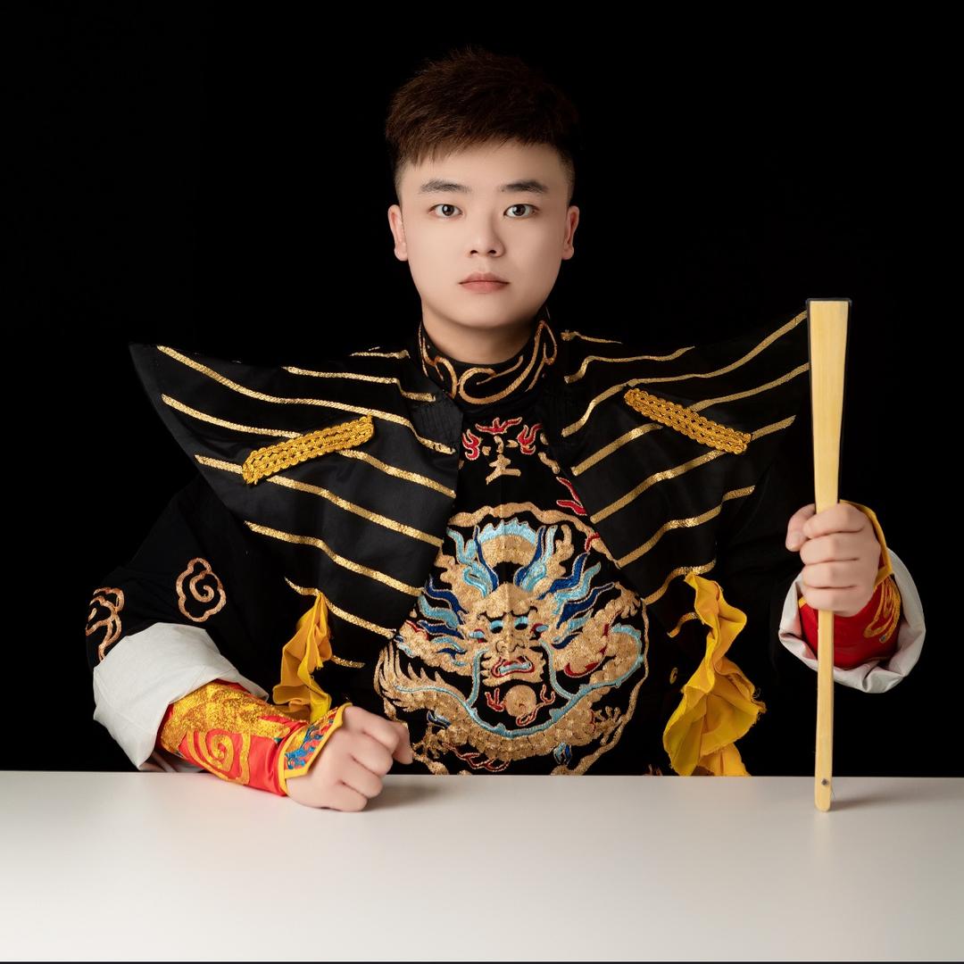 易欣·变脸·沈阳