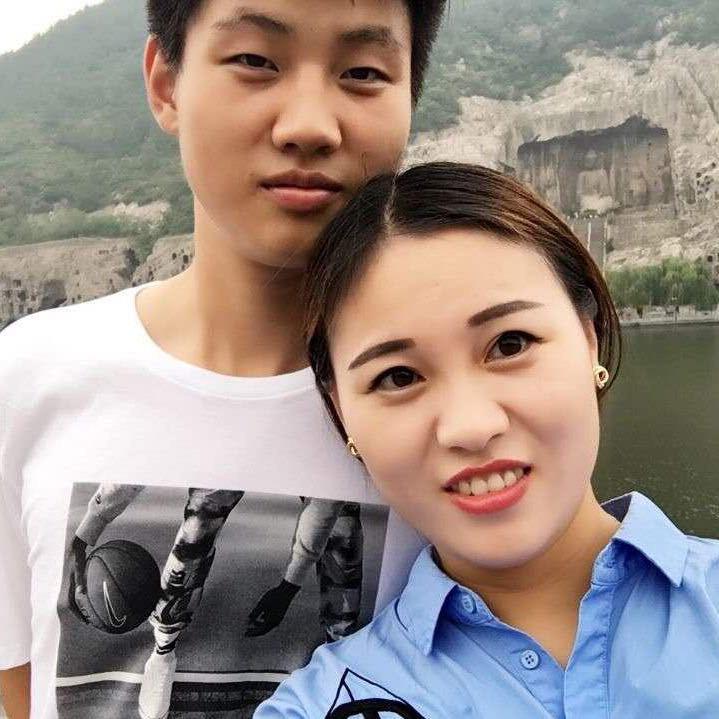 傻乎乎的薛姐～～～