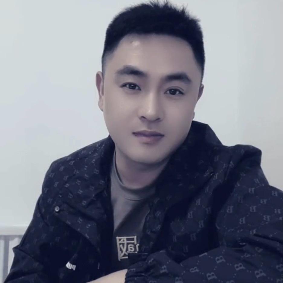 浅笑^_^安然