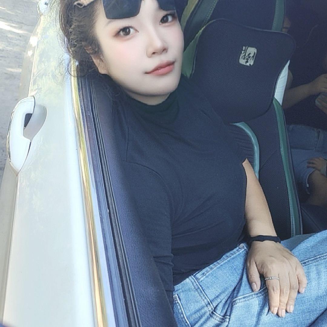 安哥💋💋（骑行中）