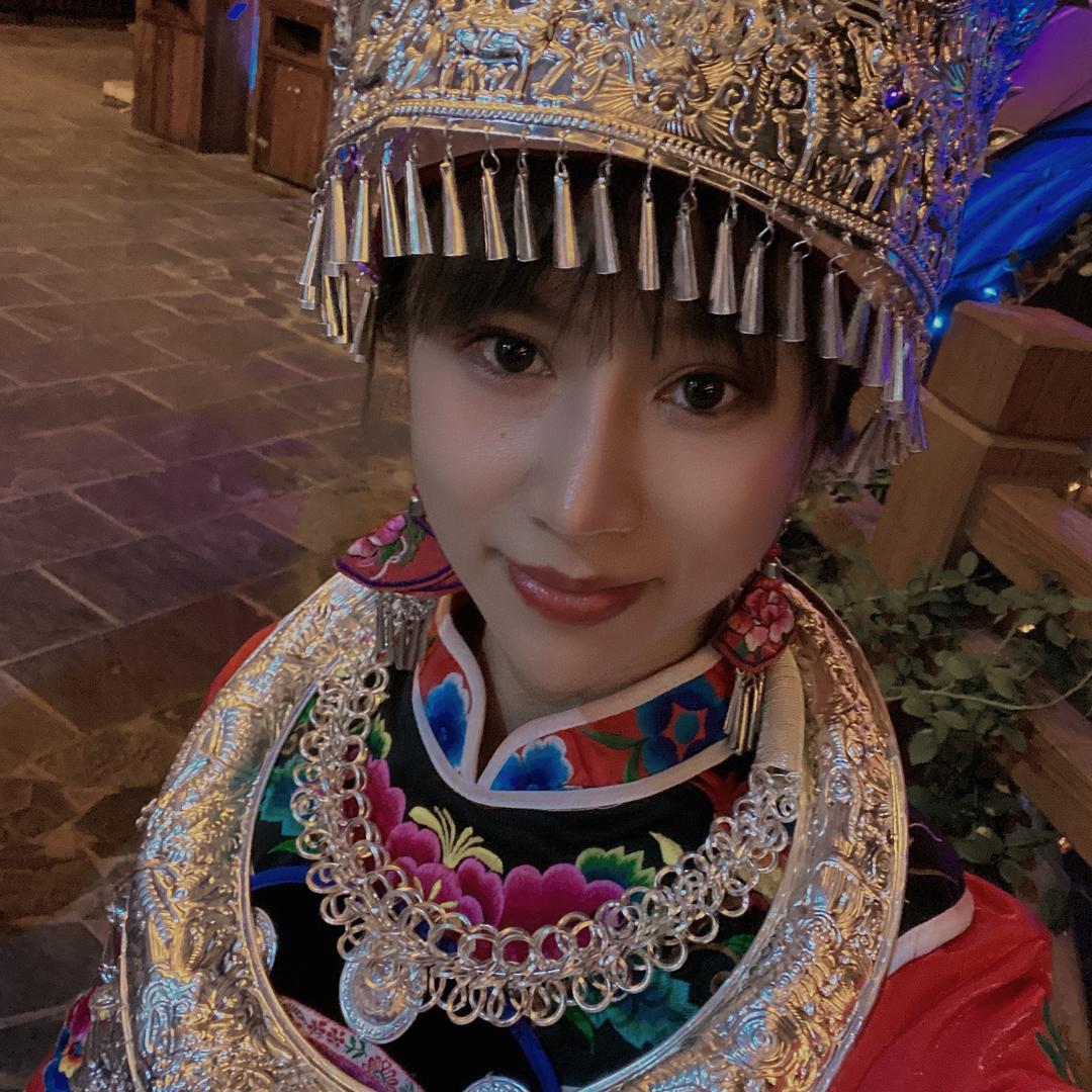 阿姐和毛弟