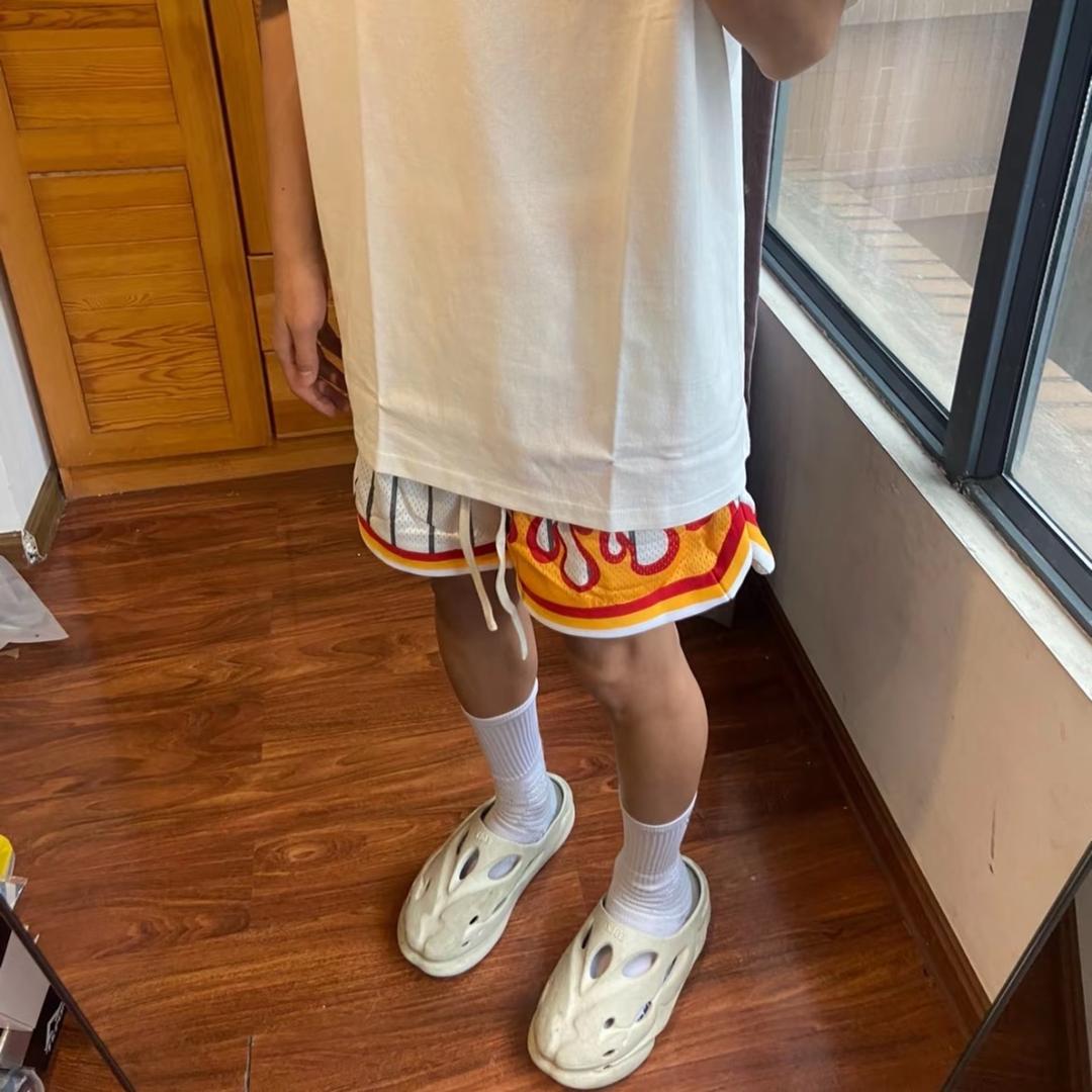 辰亦.