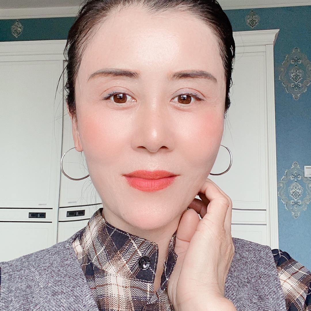 阳光下的彩虹