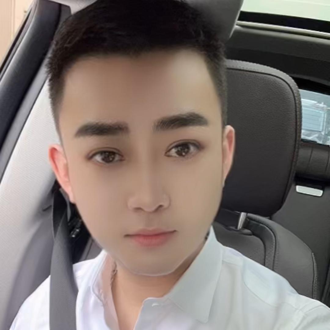 牛贵妃：七彩祥云