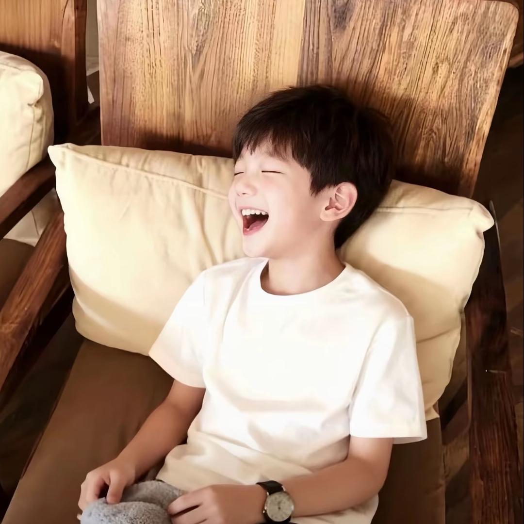 ㅤ  ㅤㅤ  ㅤㅤ  ㅤ