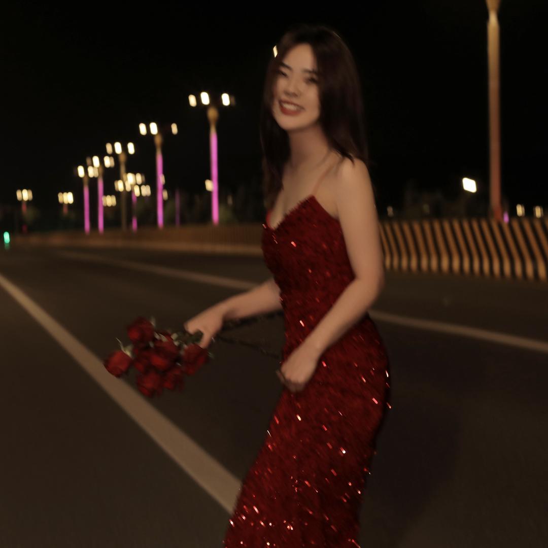 靳小闲