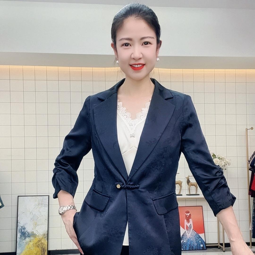 紫悦依诺服装