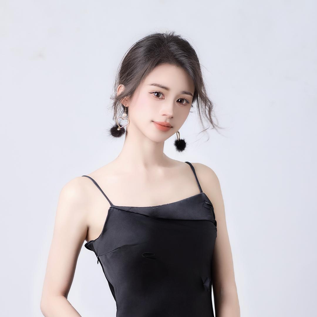 吴川薇莎造型芷晴