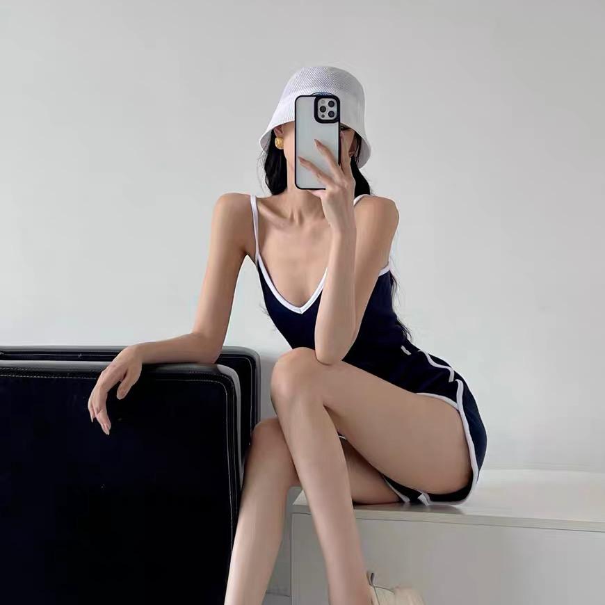 与众不彤♚头像