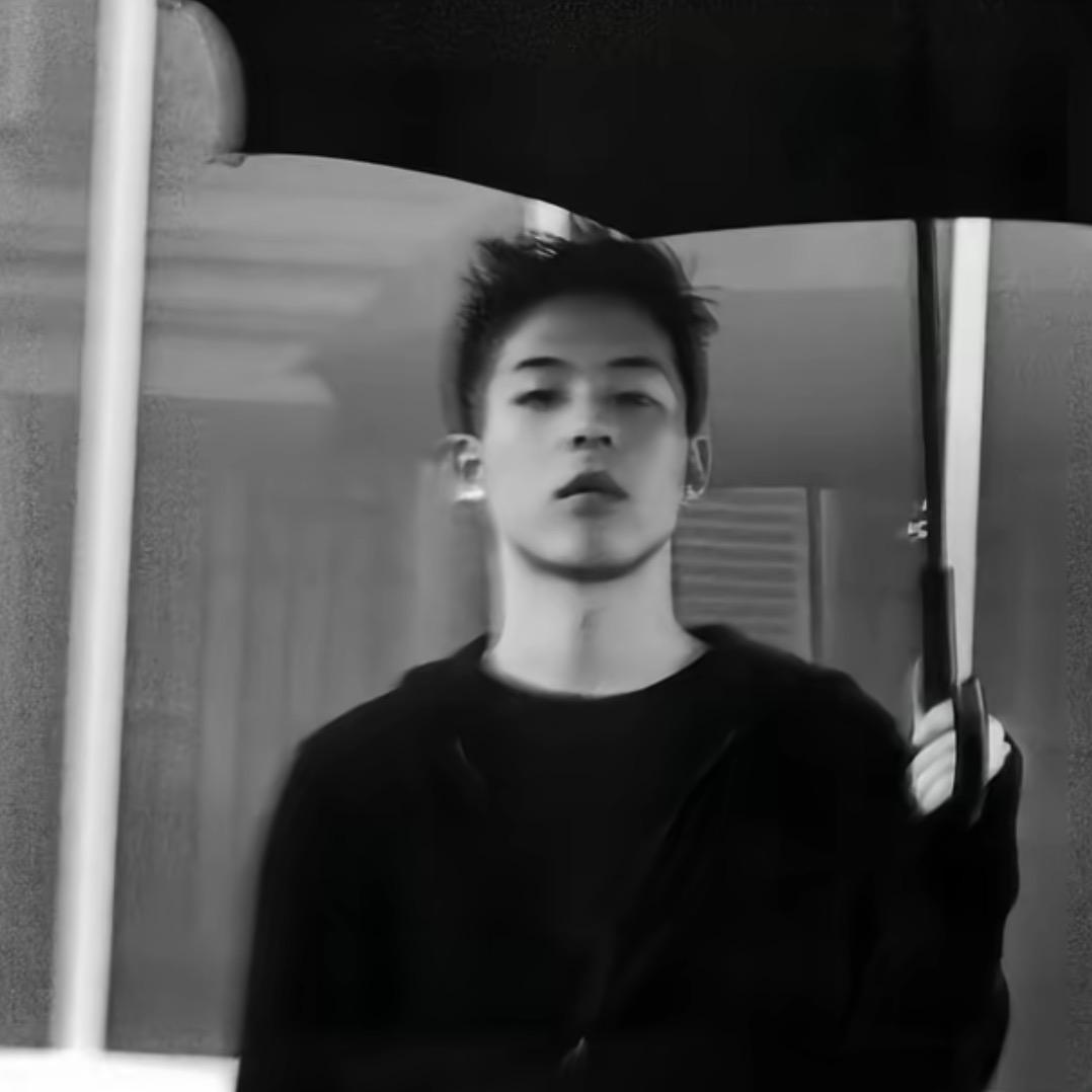 L、