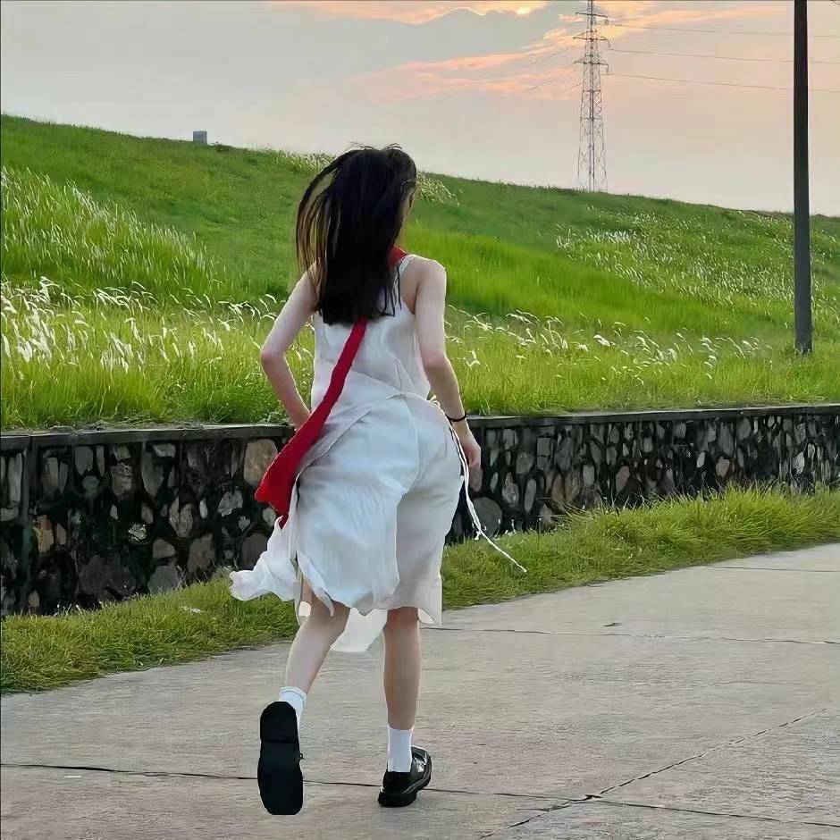 花花.