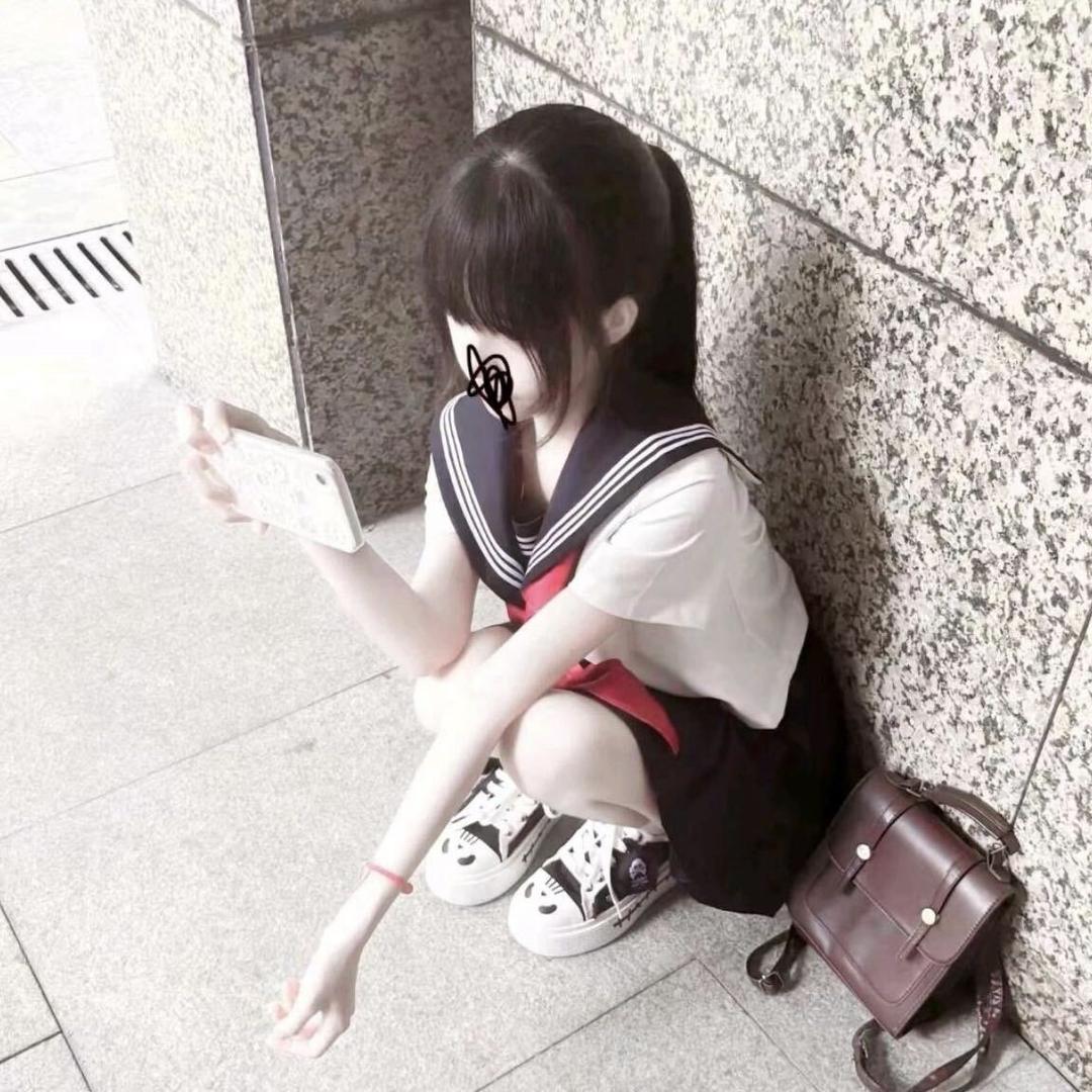 宅小瑶