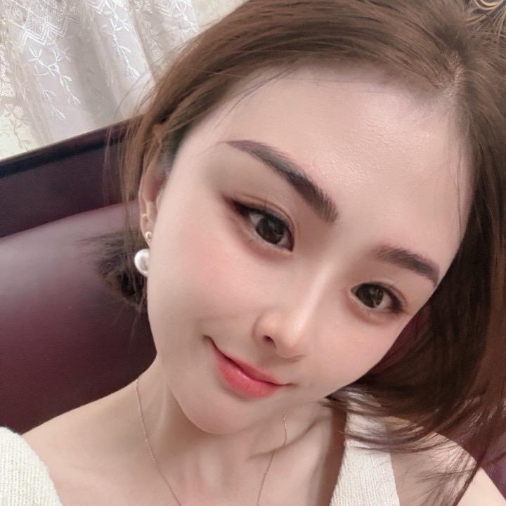 彭彭彭.