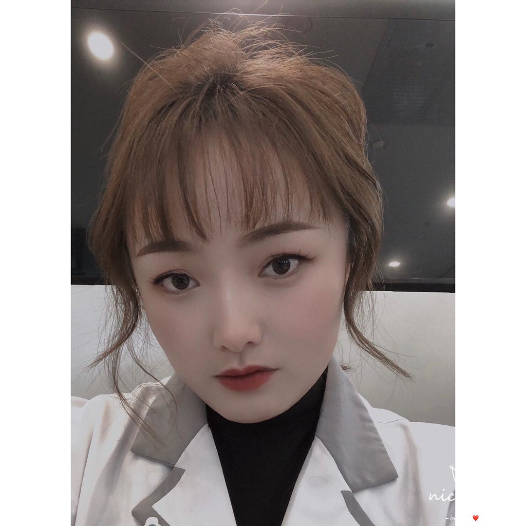 江油中央大道樊文花飘飘