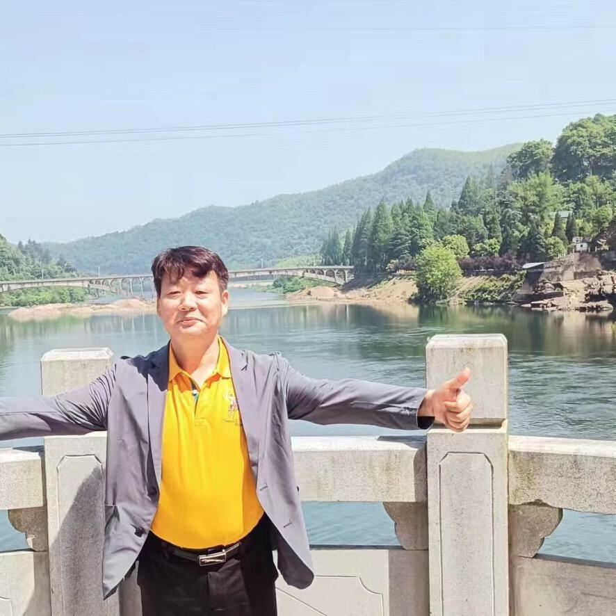 肖廷福（真实故事，苦难也是财富，感恩贵人