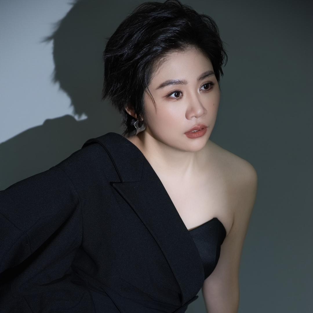 悦颜荟  李孜