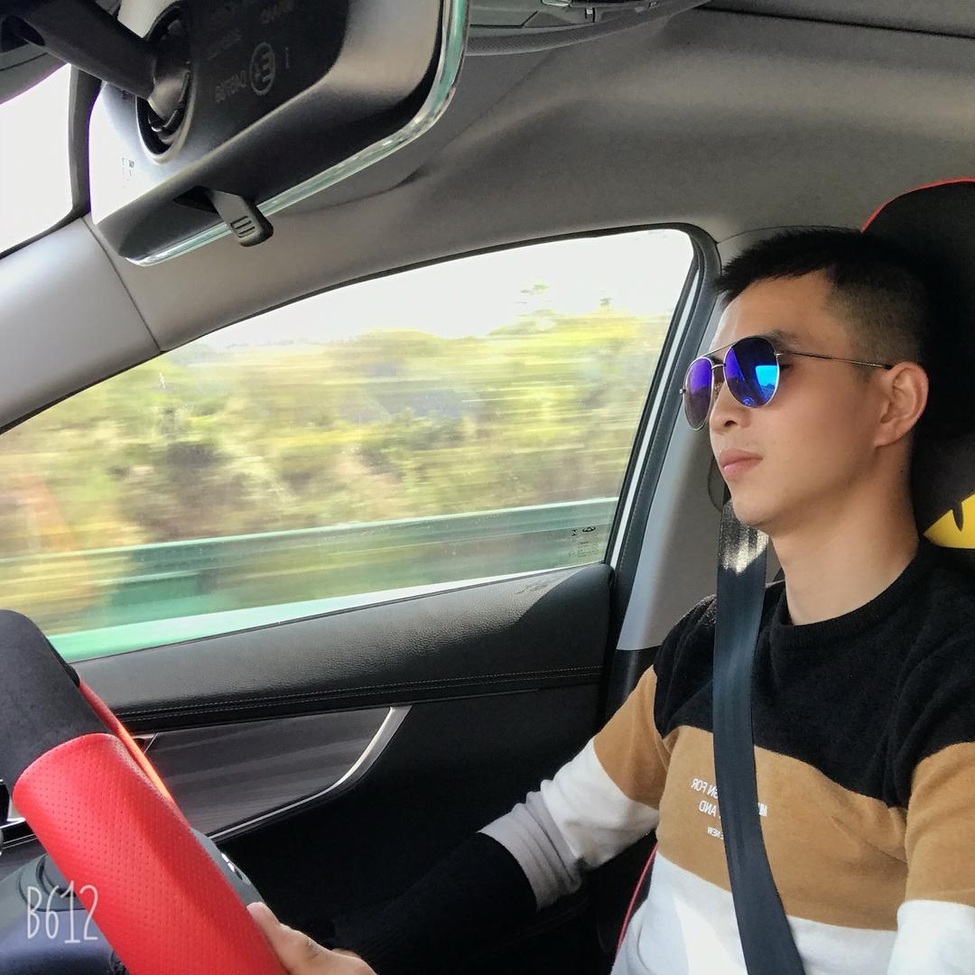 你我山巅自相逢.