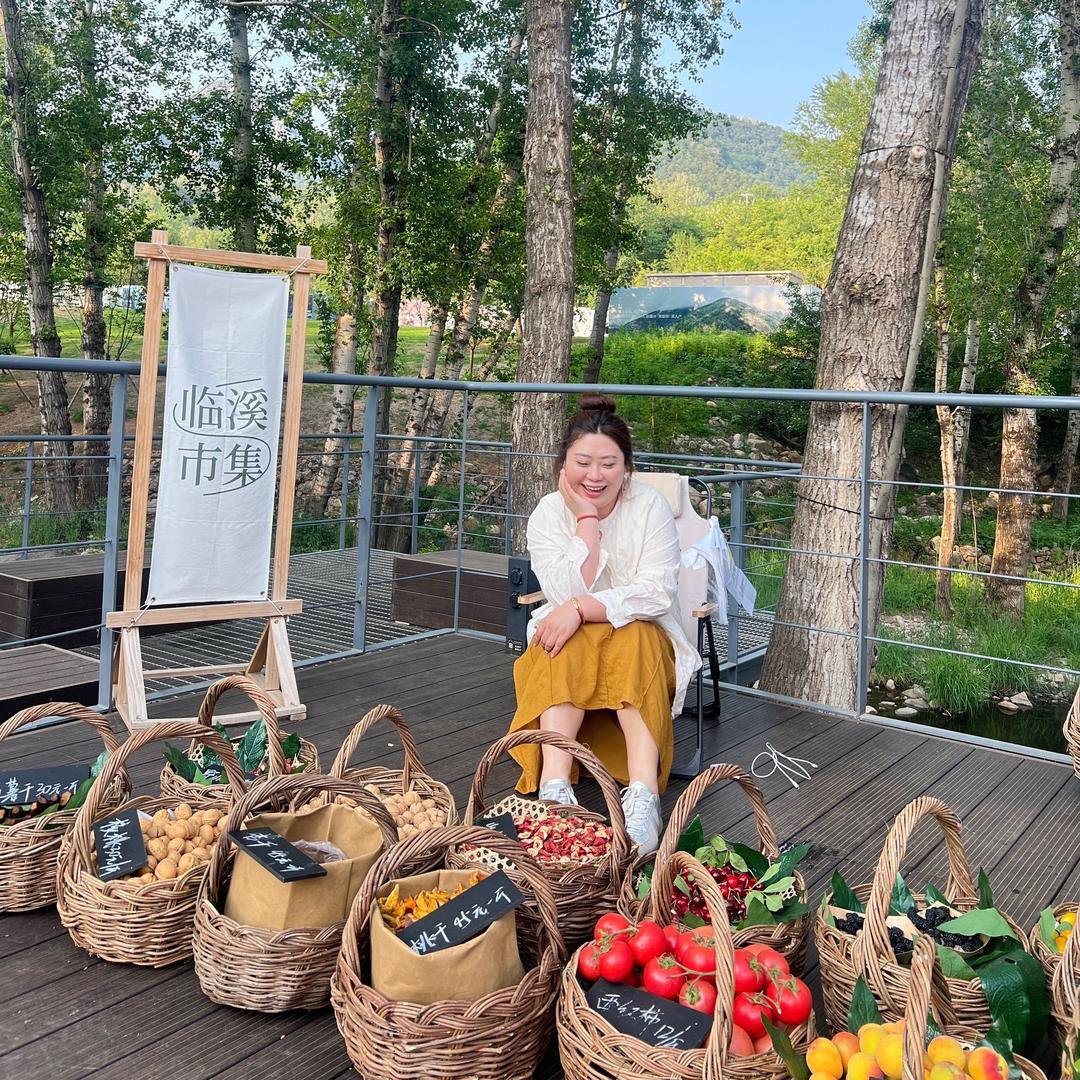 张晶一直在吃吃吃