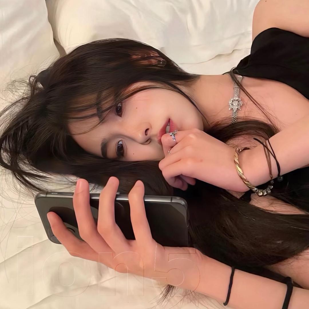黑压压女王👸