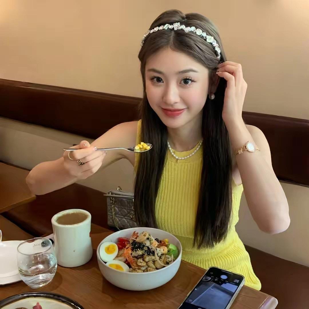 Charih🍒