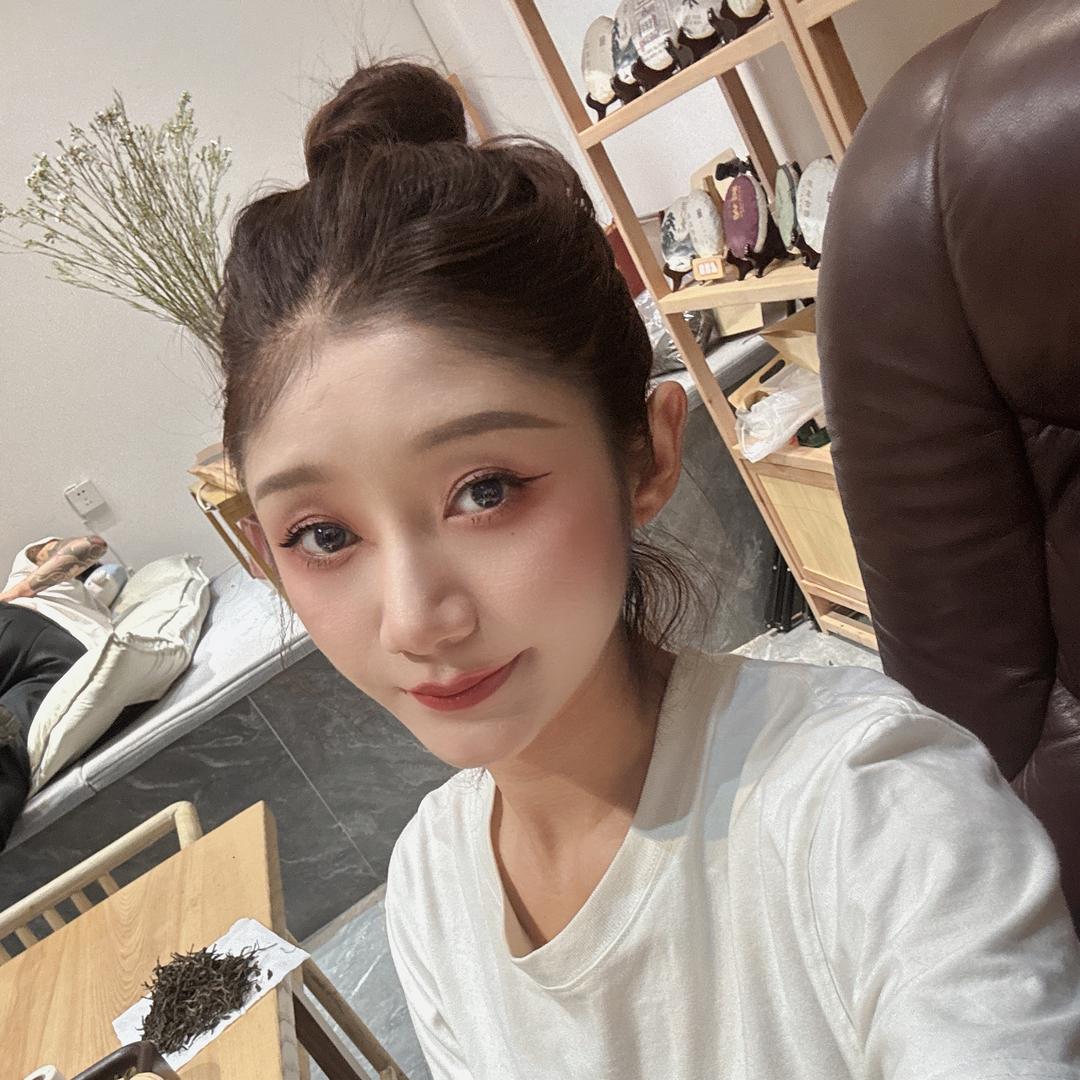 冰岛茶姑