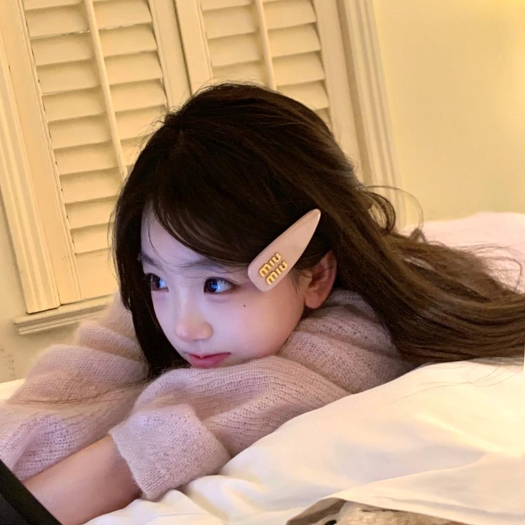 黑猫不京