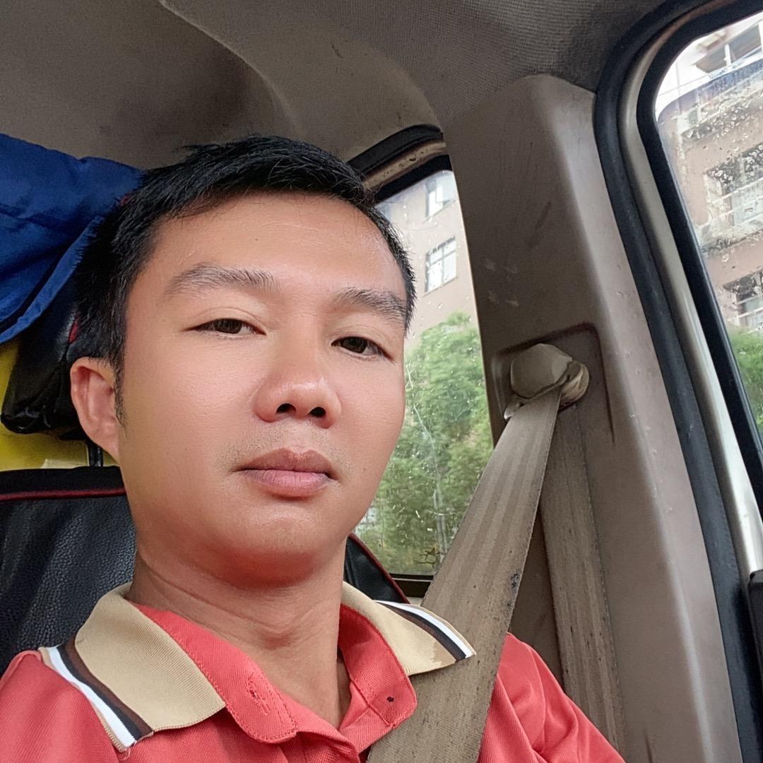 AA小罗(户外找蜂)