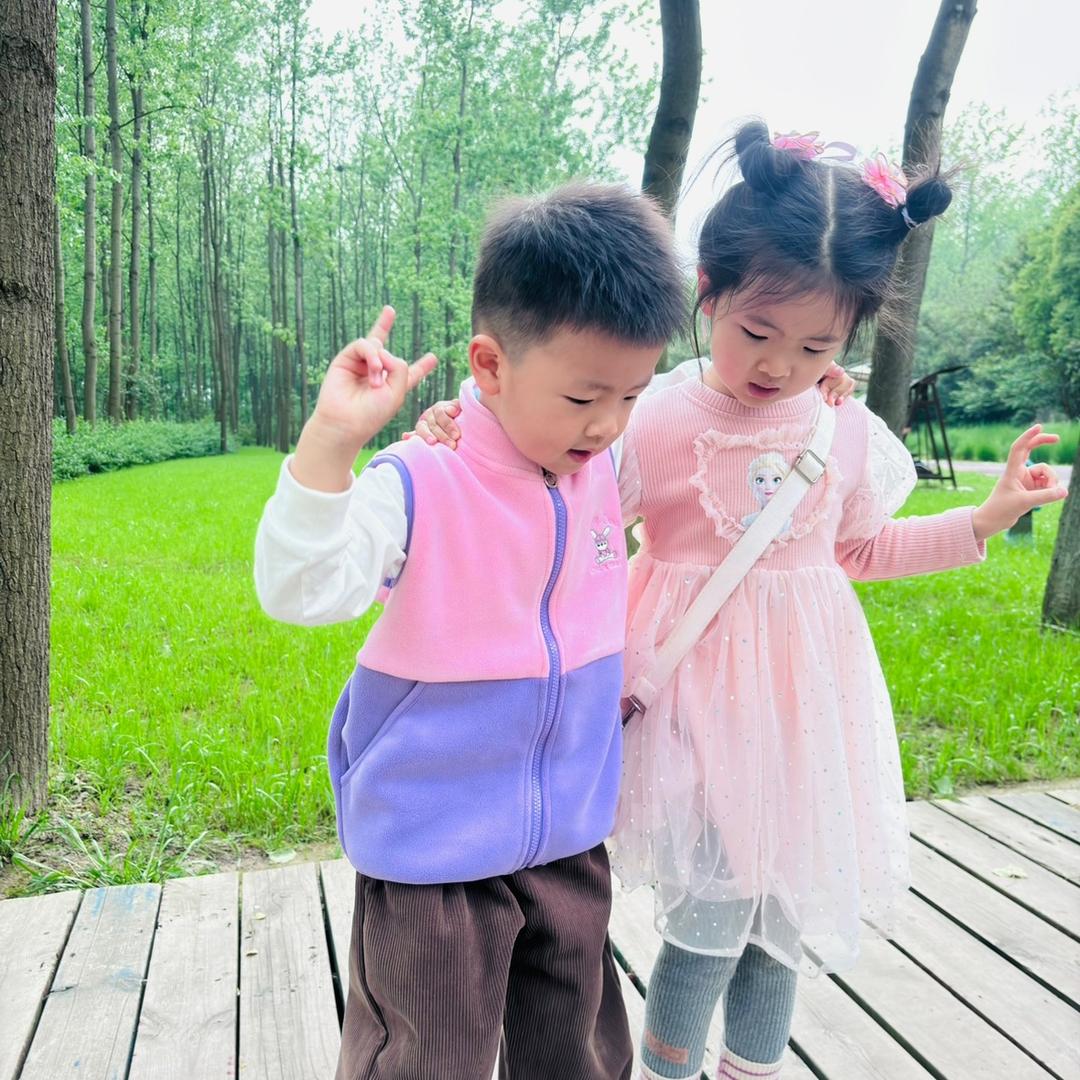 闹闹别闹吖