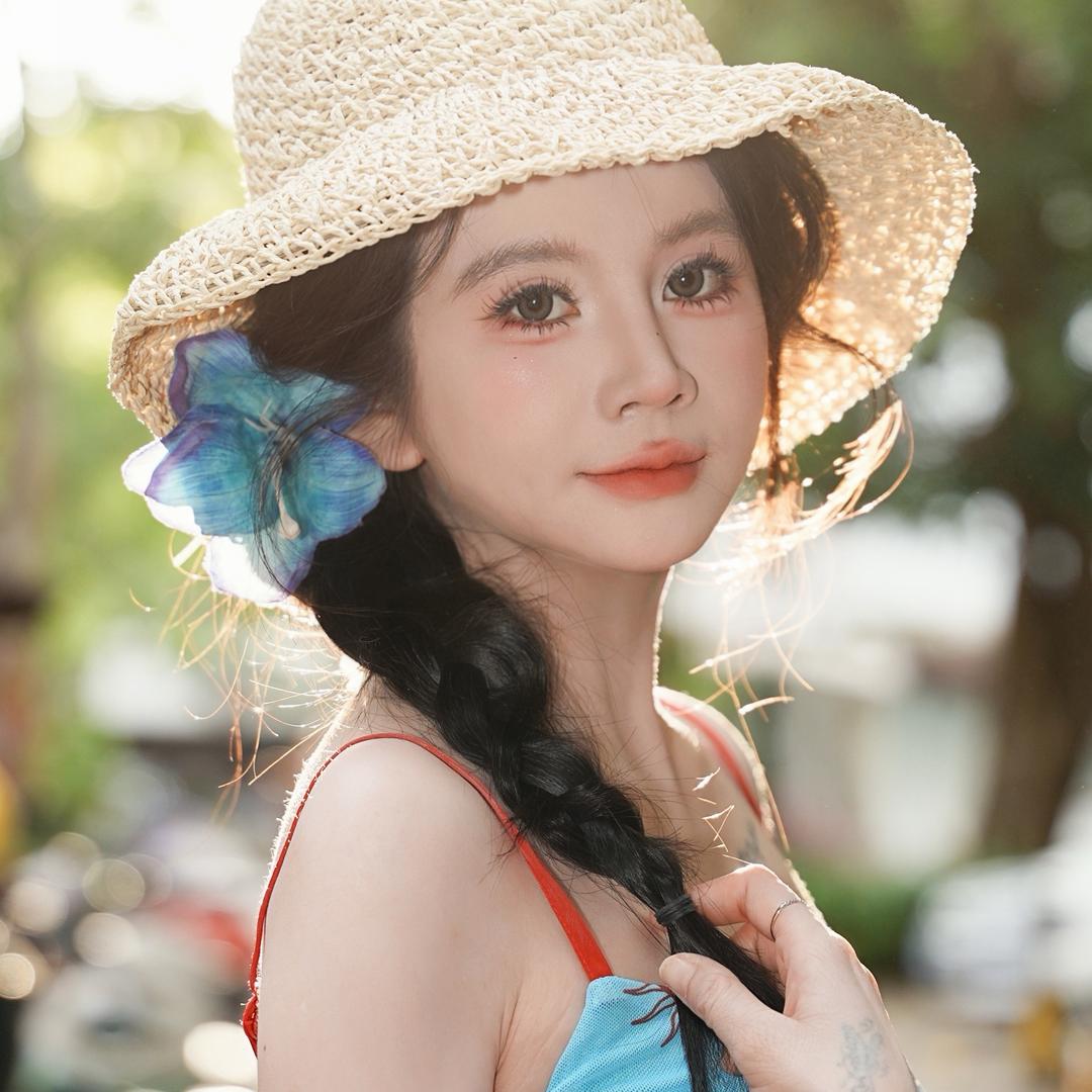 👧君君