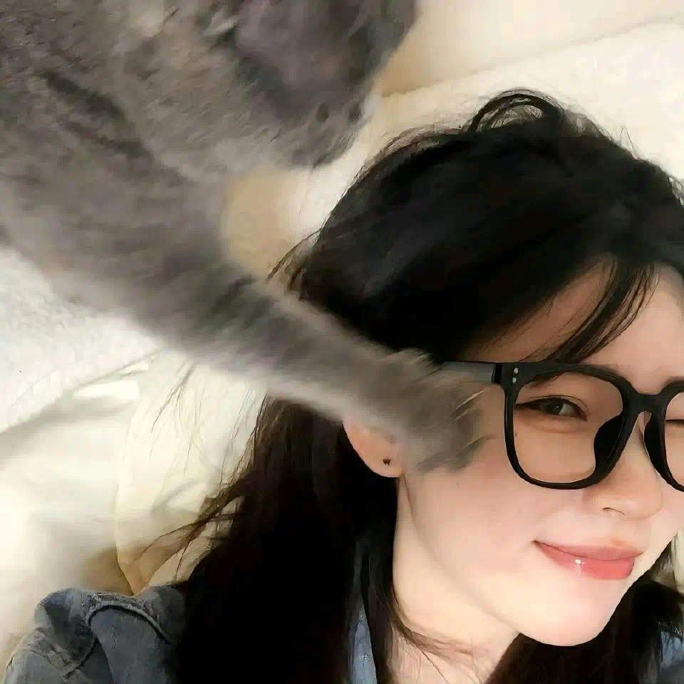 八月🫧