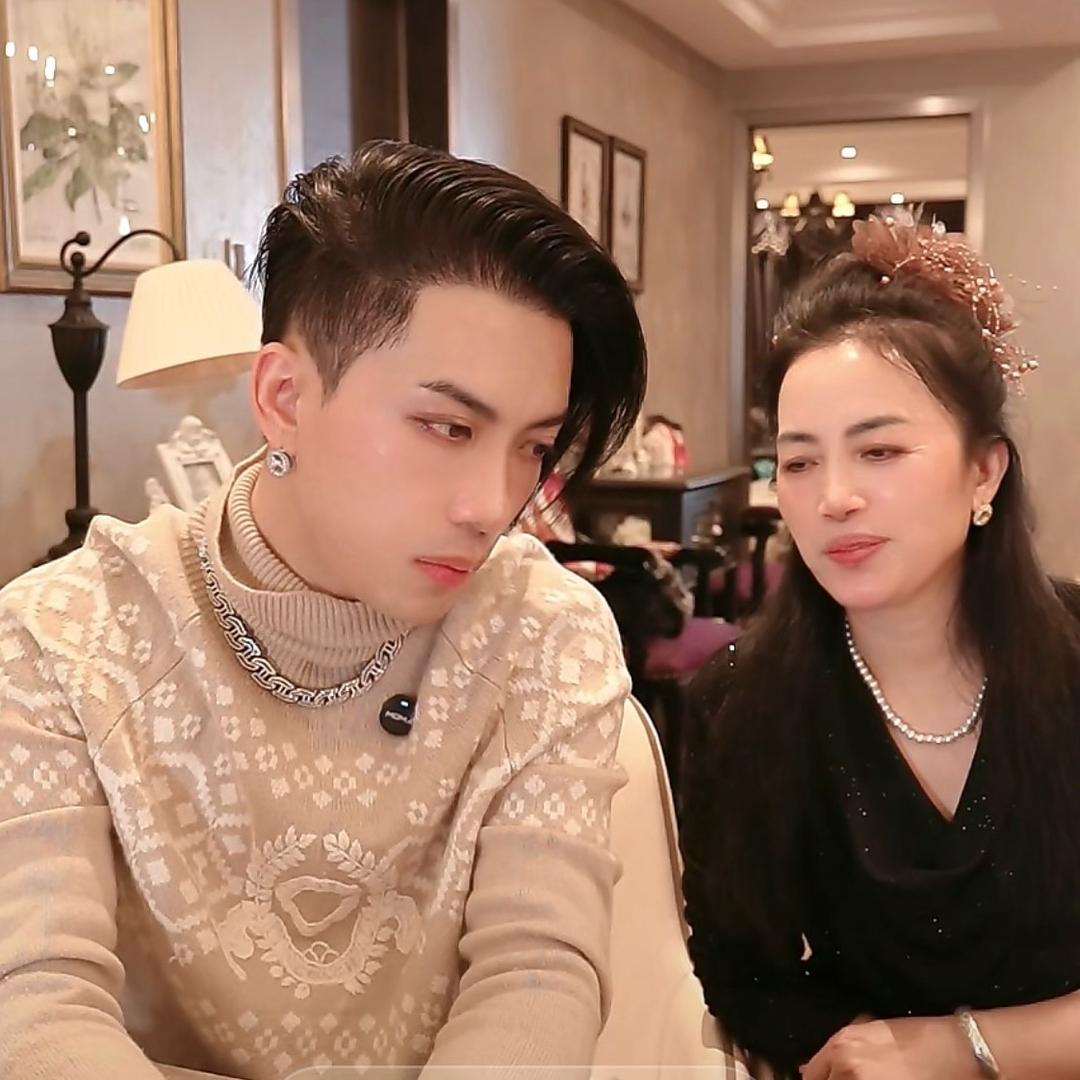 一枝梅妈妈（美丽姐）