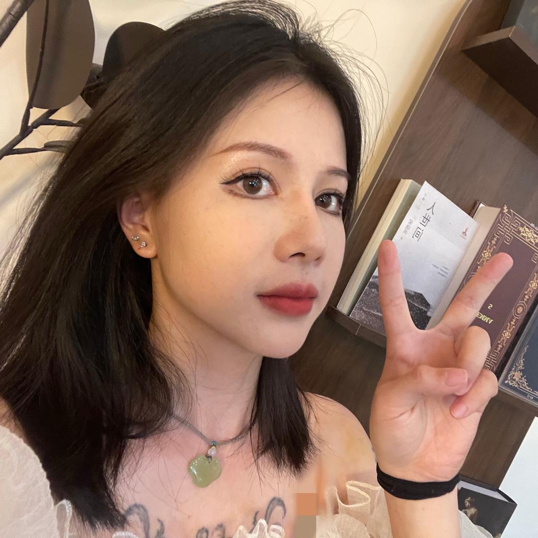 玥妹🌸