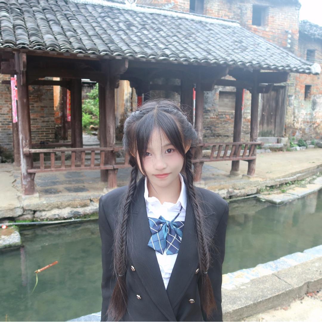 阳光女孩🌈小艳艳