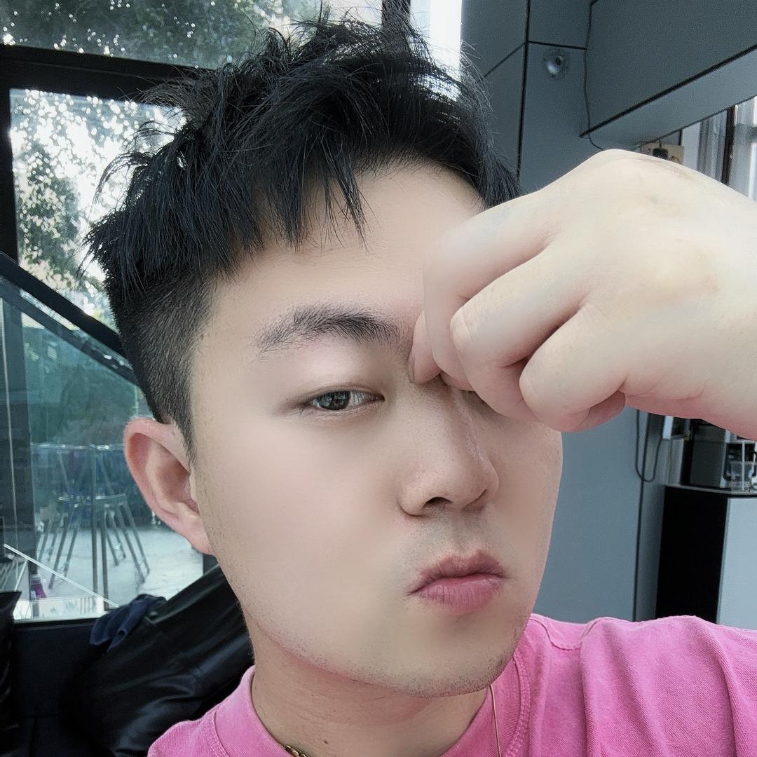 泗洪伍月沙龙(吾悦广场店)