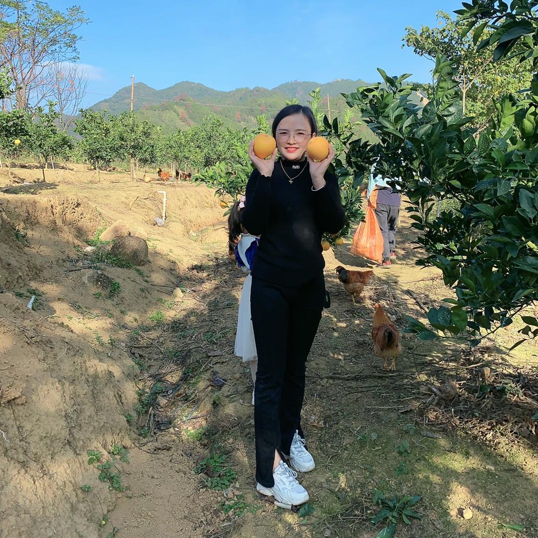 龙南商贸二街小个子女装