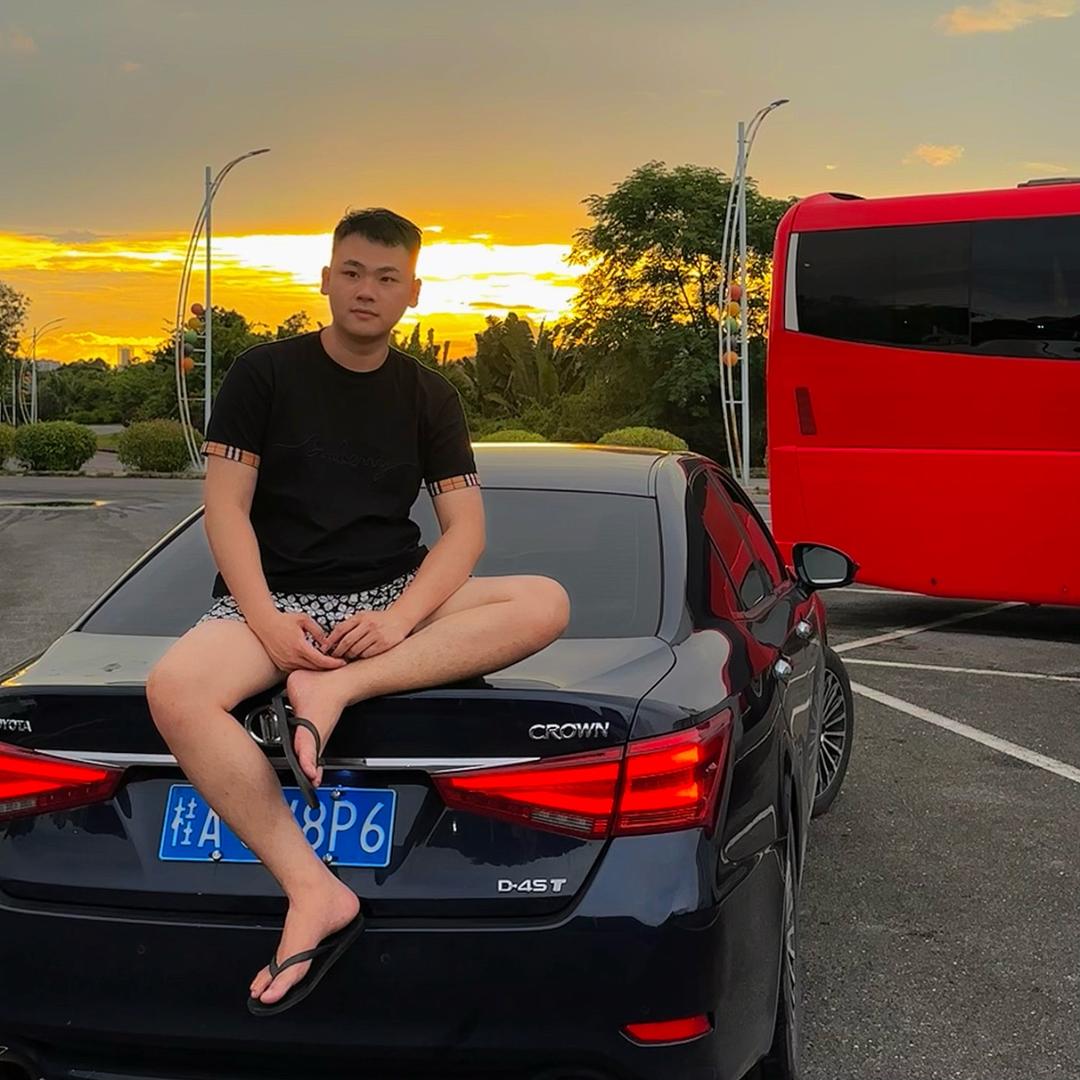 北流刘书记想收部车