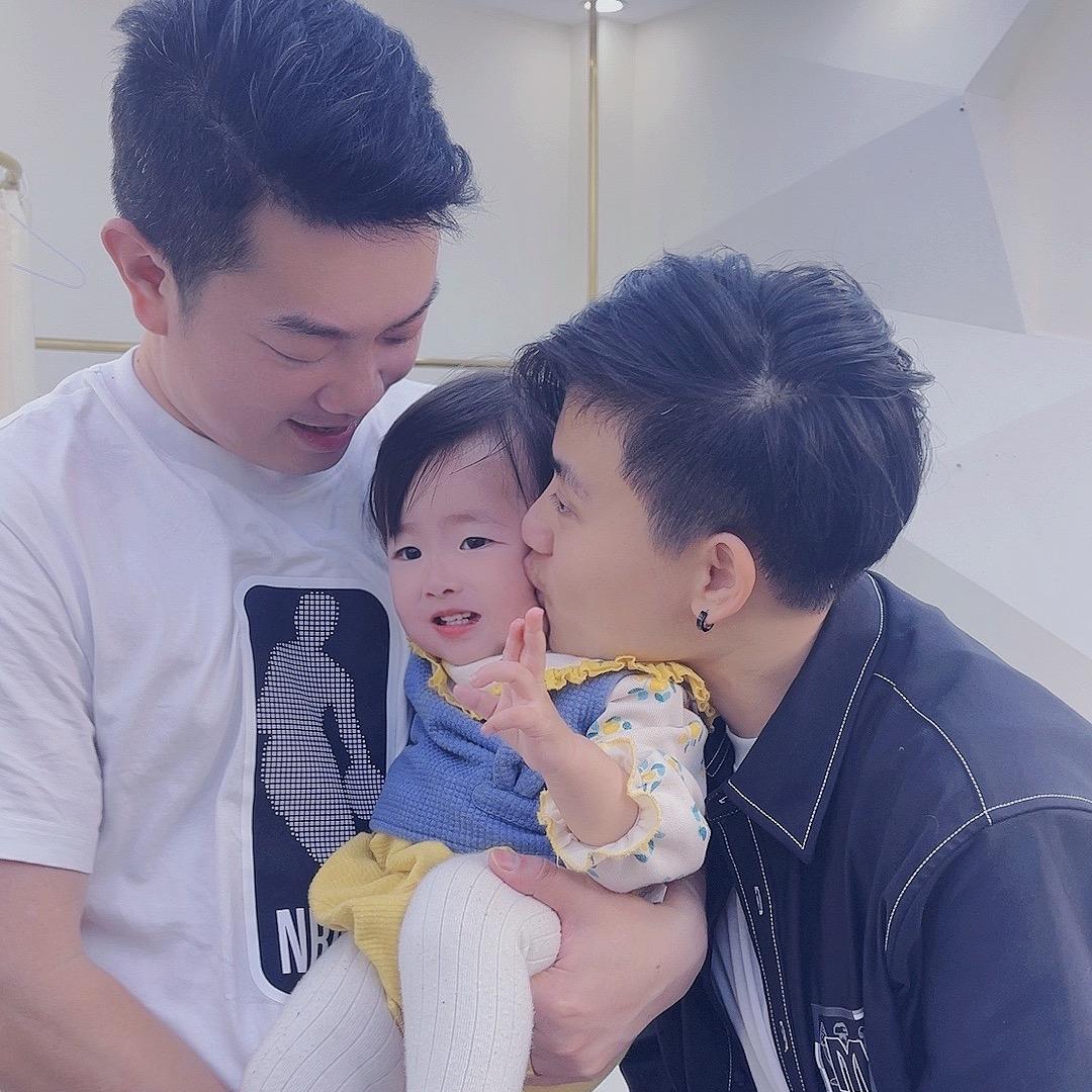 白雪莹雪辰夫妇亲子号