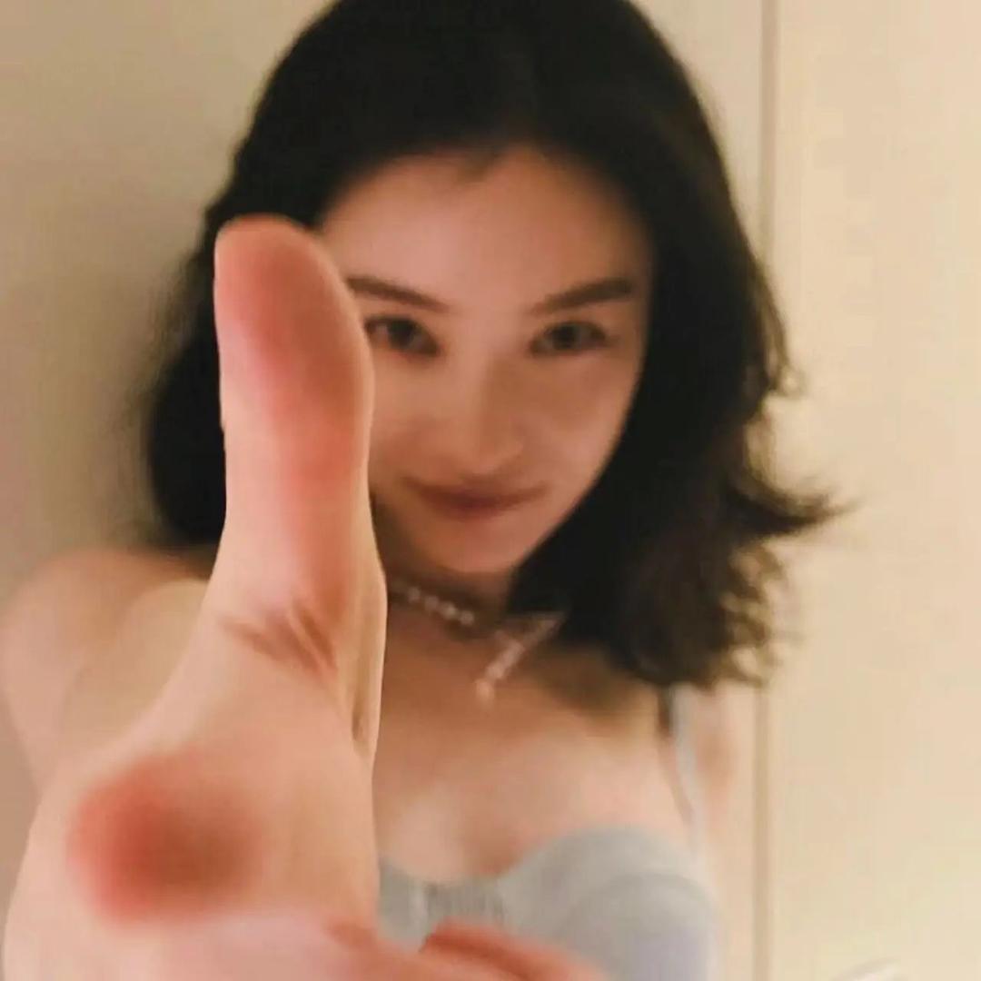 a茜